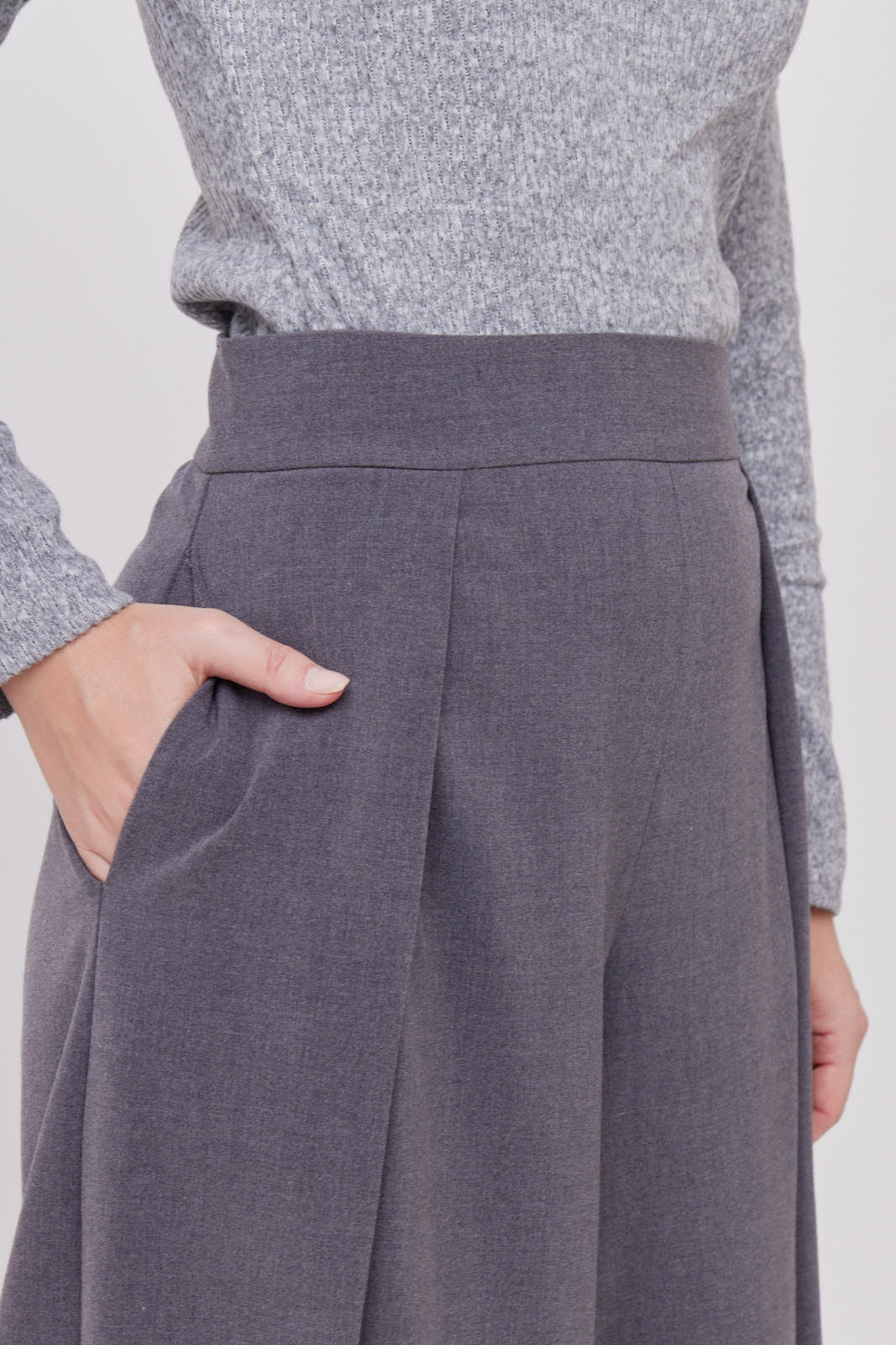 PANTALÓN AMPLIO PARA MUJER