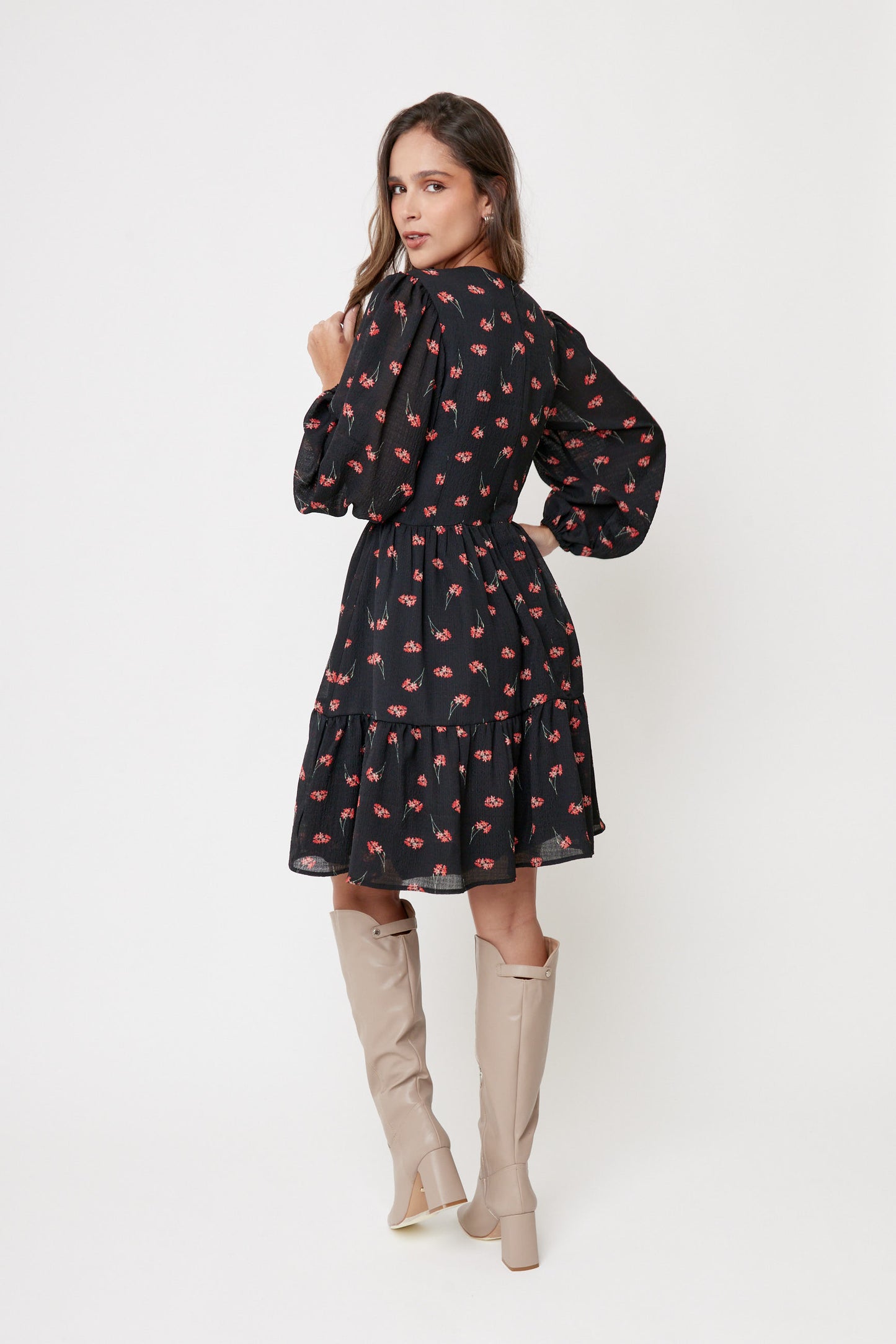 VESTIDO CASUAL NEGRO DE FLORES PARA MUJER