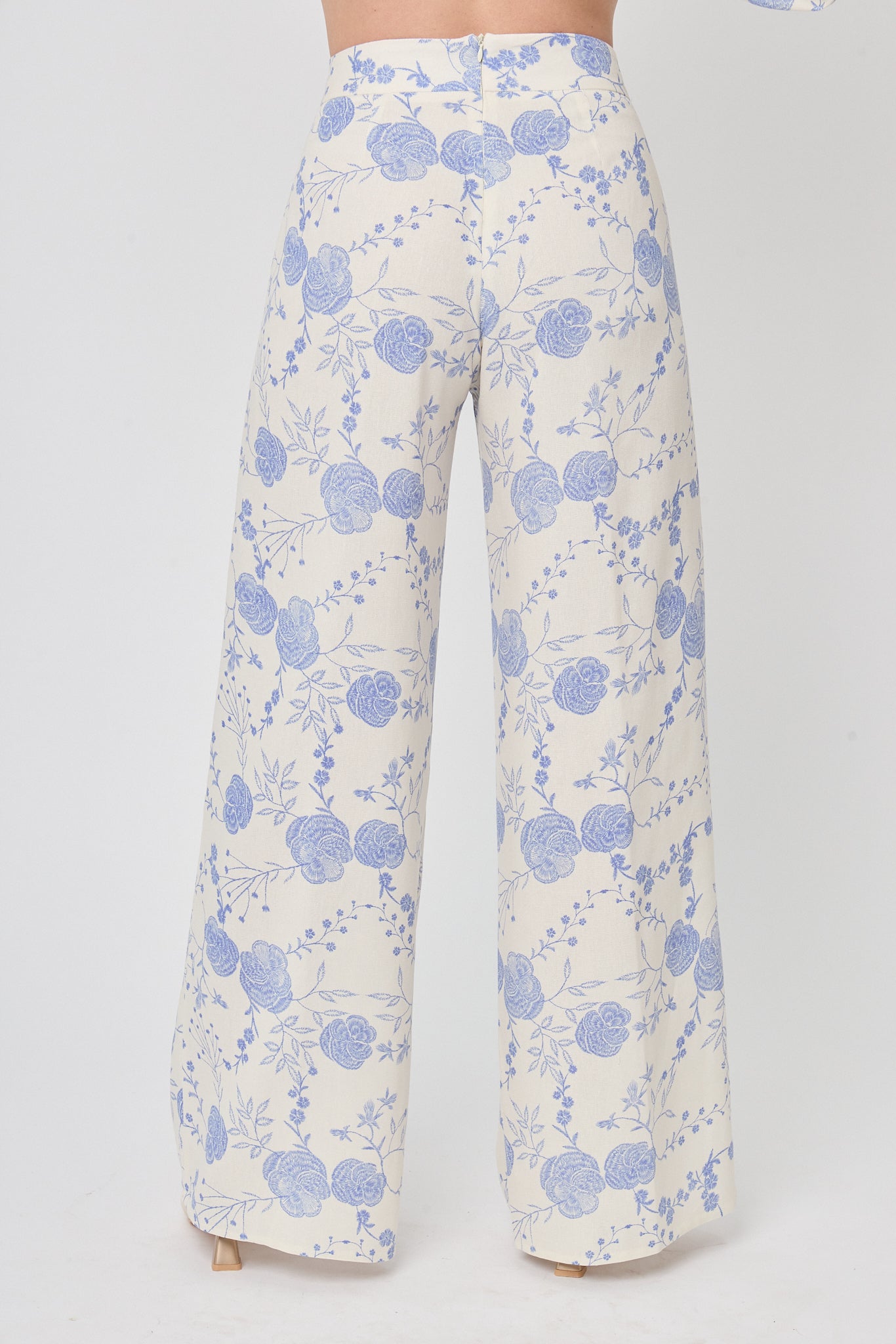 PANTALON RELAJADO PARA MUJER SAGRES