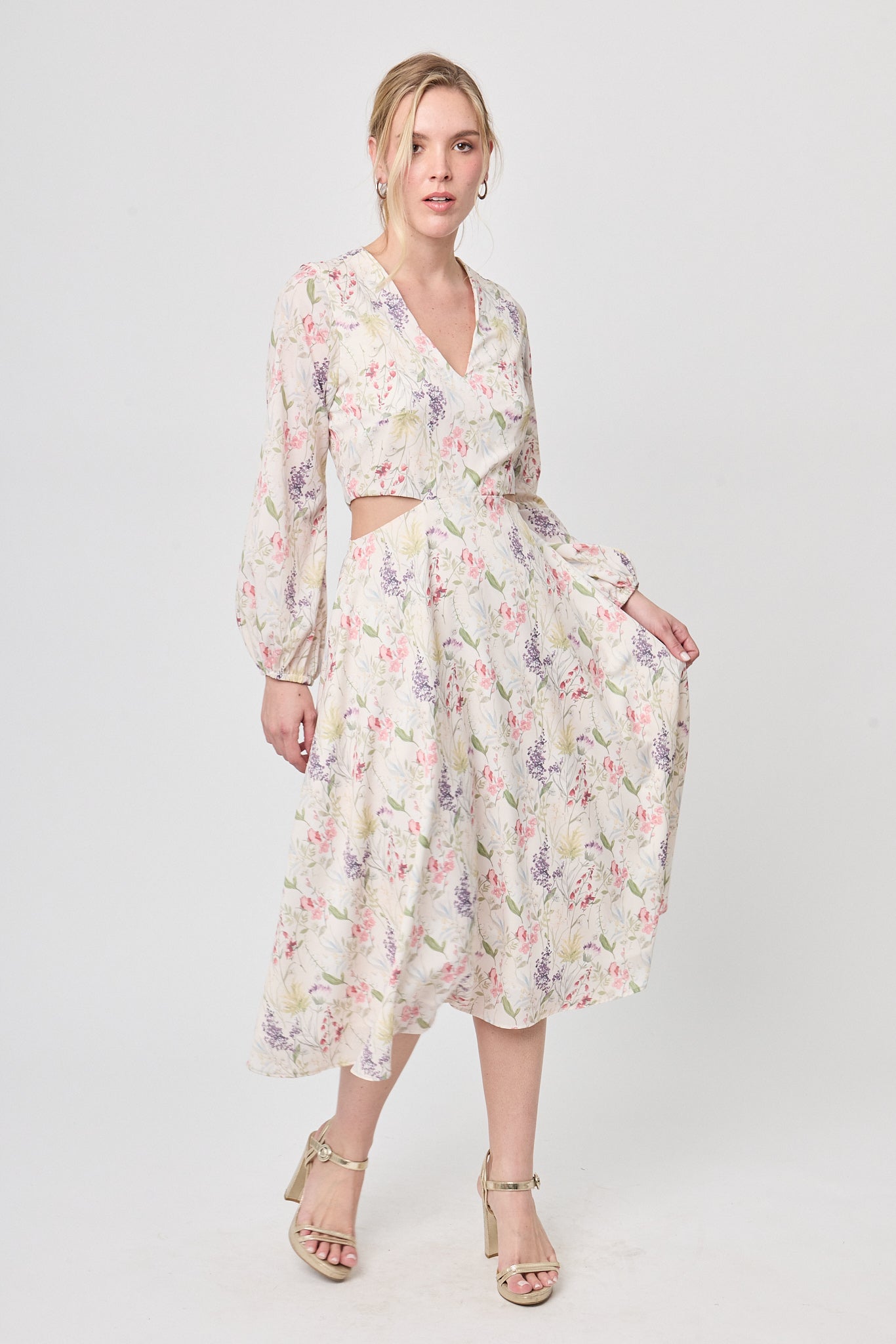 VESTIDO MUCHA FLORAL