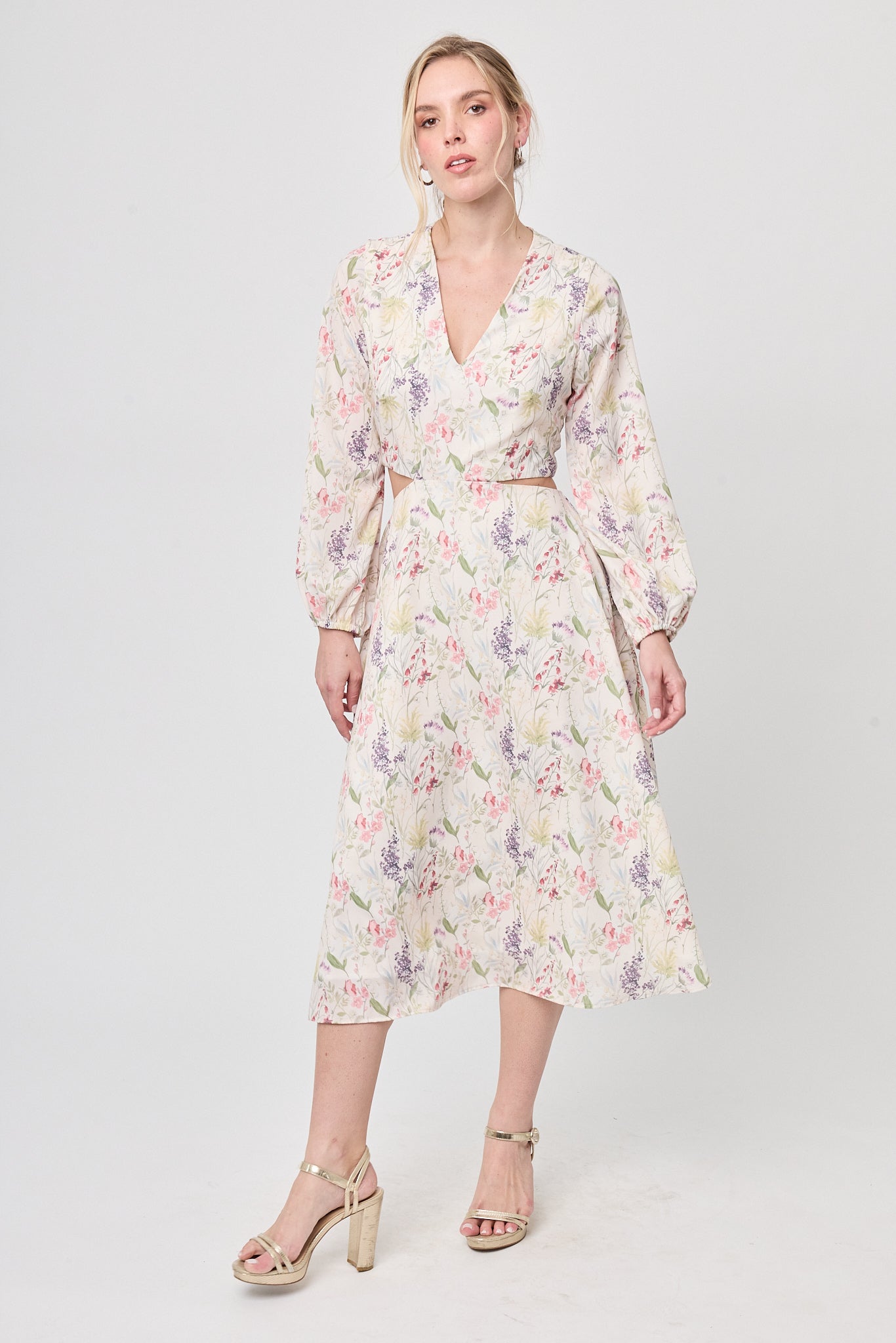 VESTIDO MUCHA FLORAL
