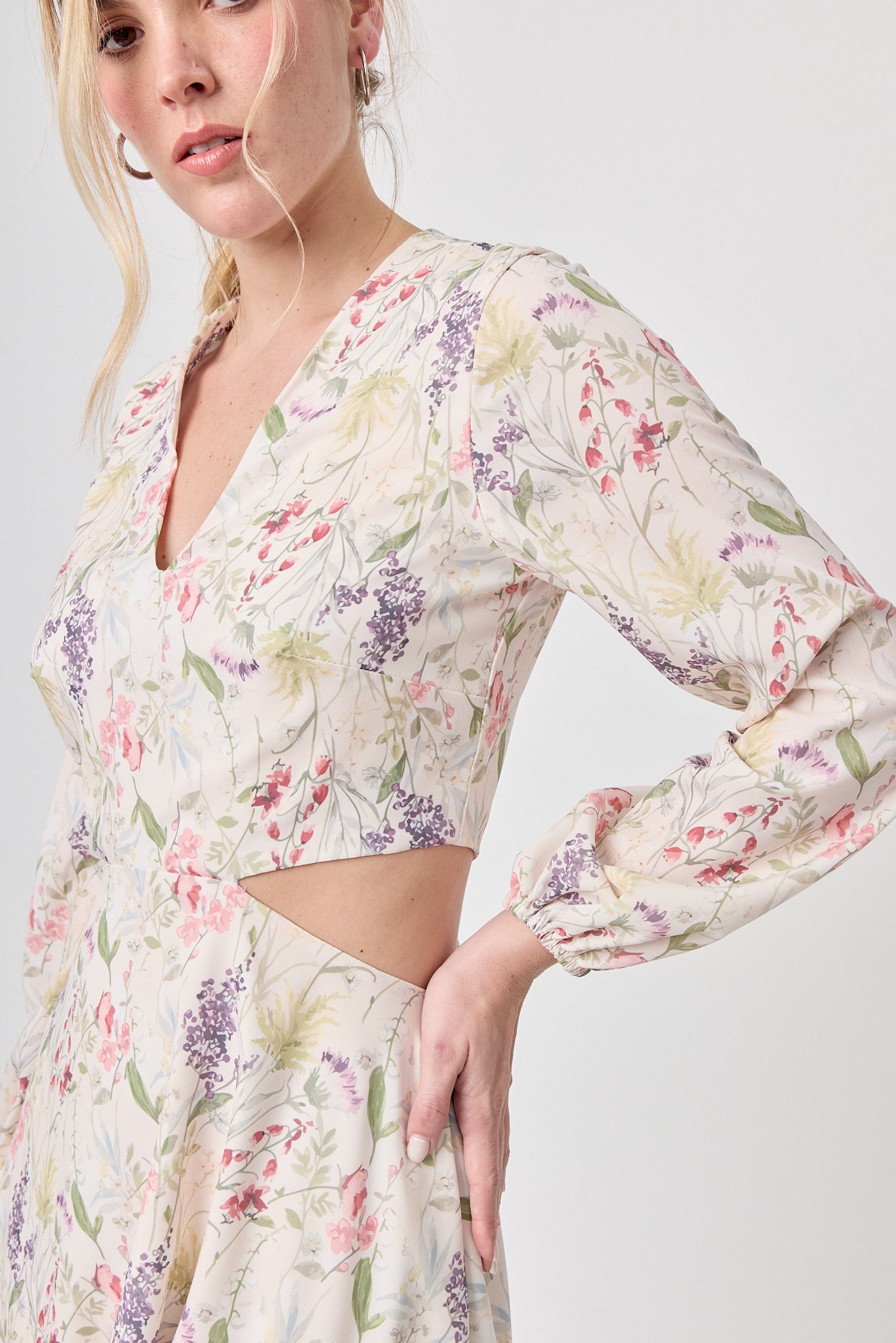 VESTIDO MUCHA FLORAL