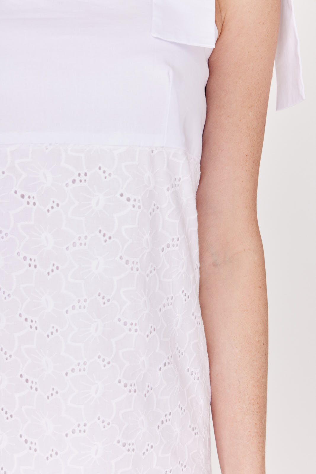 VESTIDO BLANCO CORTO CASUAL PARA MUJER PUERTO BANUS