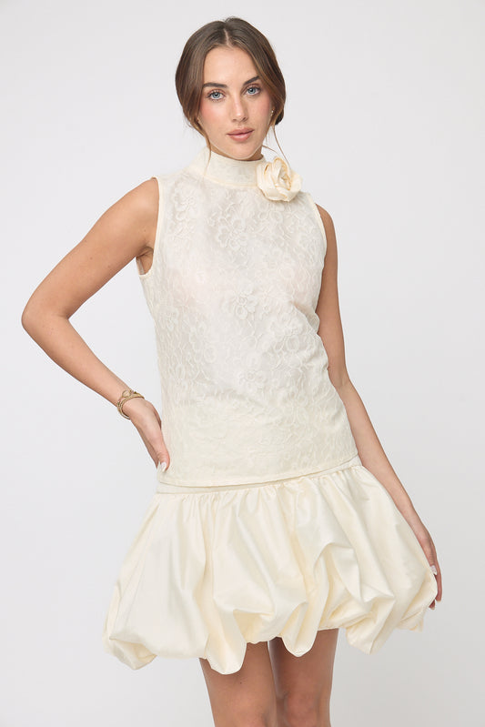 BLUSA CASUAL DE ENCAJE