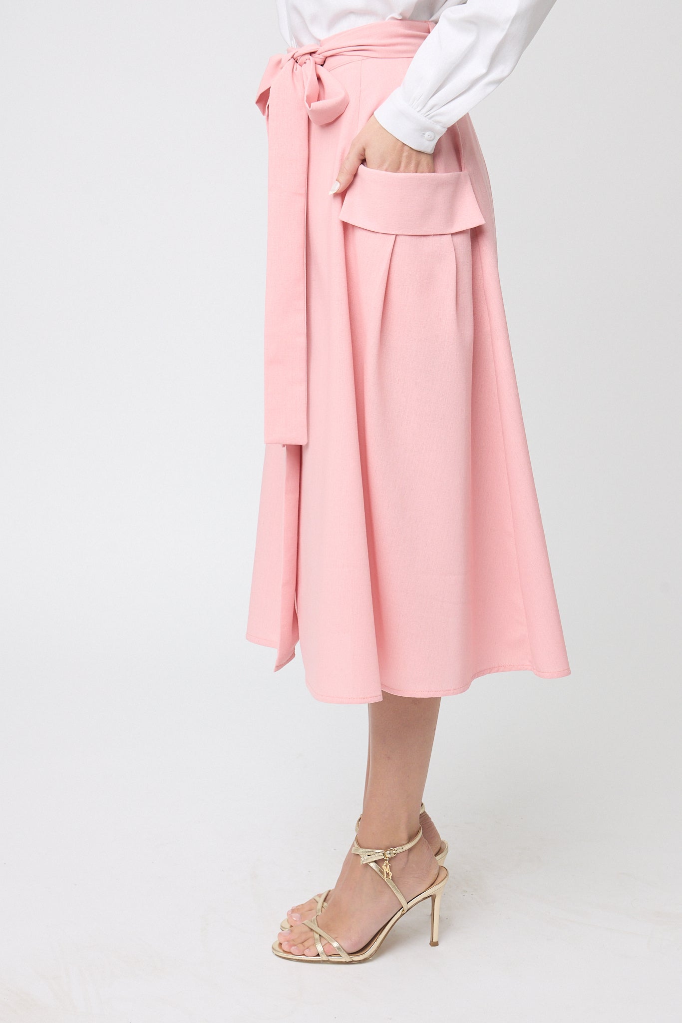 FALDA CASUAL CON BOLSILLOS CARGO