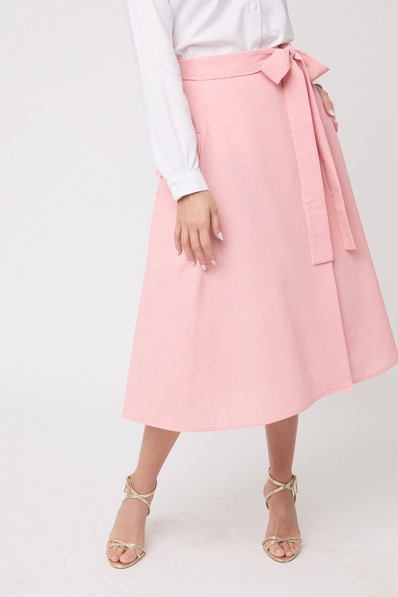 FALDA CRUZADA CON BOLSILLOS MIDI