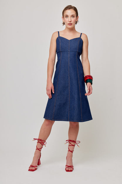 VESTIDO CORTO DE MEZCLILLA 