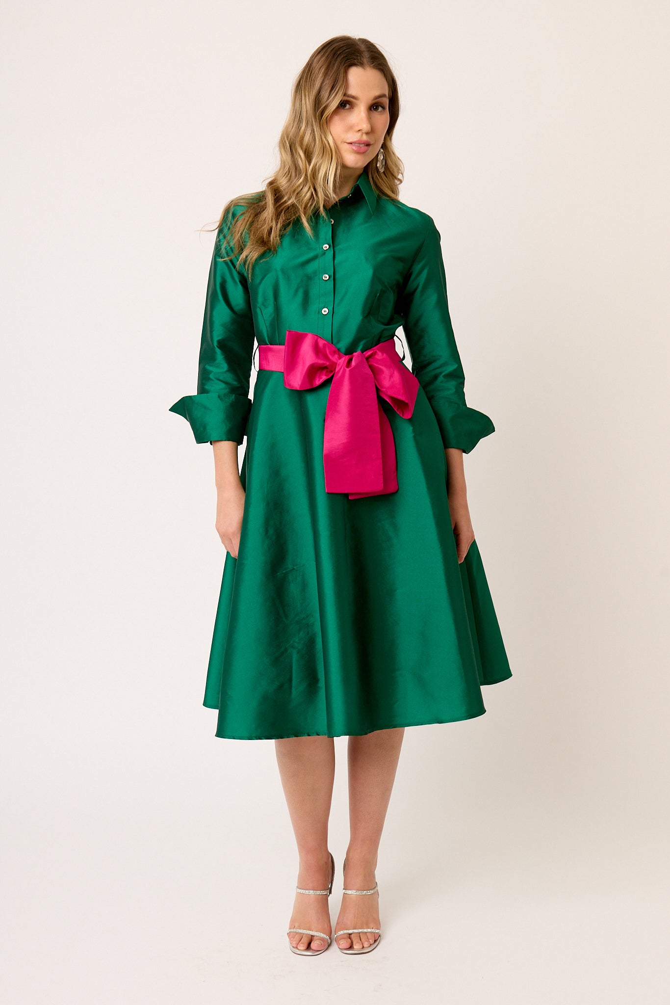 VESTIDO FORMAL CAMISERO VERDE DE TAFETA LARGO MIDI VERT