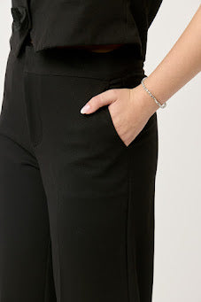 PANTALÓN DE MUJER CON BOLSILLO CORTE RECTO