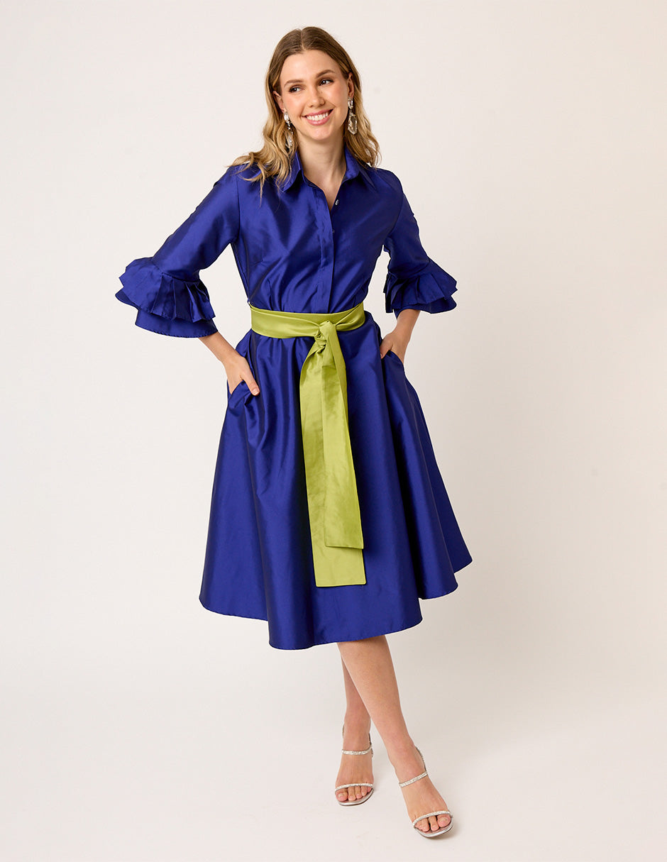 VESTIDO FORMAL CAMISERO DE TAFETA LARGO MIDI CON OLANES EN PUÑO Y CINTURÓN  CON BOLSILLOS VINCENNES
