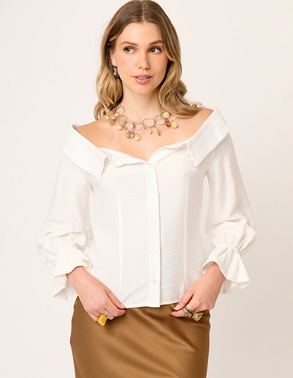 BLUSA CAMISERA CON ESCOTE BARDOT HOMBROS DESCUBIERTOS  Y BOTONES MANGA LARGA SORBONA