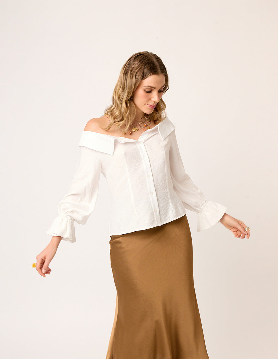BLUSA CAMISERA CON ESCOTE BARDOT  Y BOTONES MANGA LARGA SORBONA