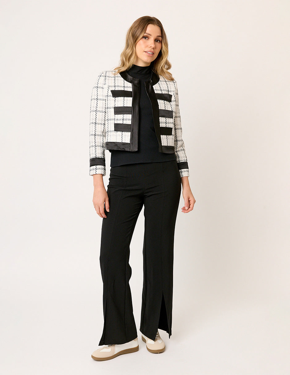 QUETA FORMAL DE TWEED BLANCO Y NEGRO CON DETALLES  DE BIES EN SATÍN NEGRO  MONTIJO