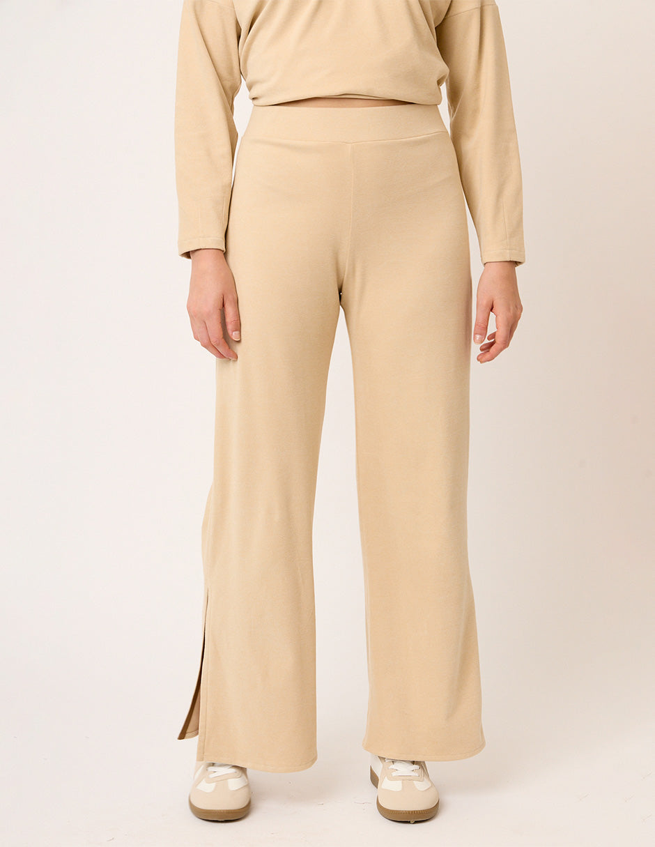 PANTALÓN CASUAL CON RESORTE EN PRETINA Y ABERTURAS LATERALES CHAMP MARS