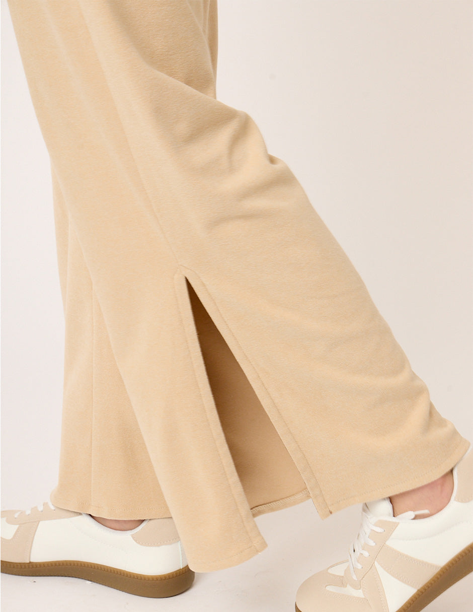 PANTALÓN CASUAL CON RESORTE EN PRETINA Y ABERTURAS LATERALES CHAMP MARS