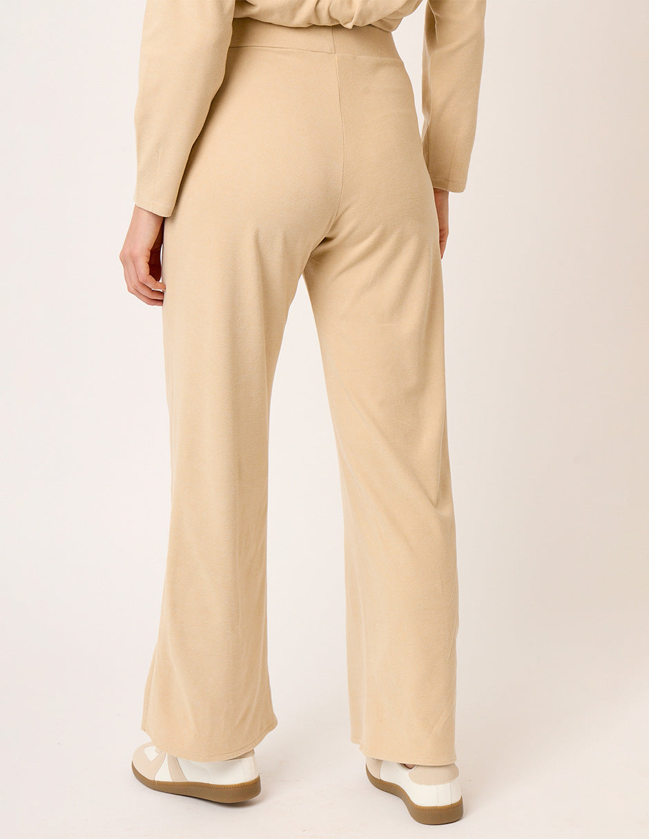 PANTALÓN CASUAL CON RESORTE EN PRETINA Y ABERTURAS LATERALES CHAMP MARS