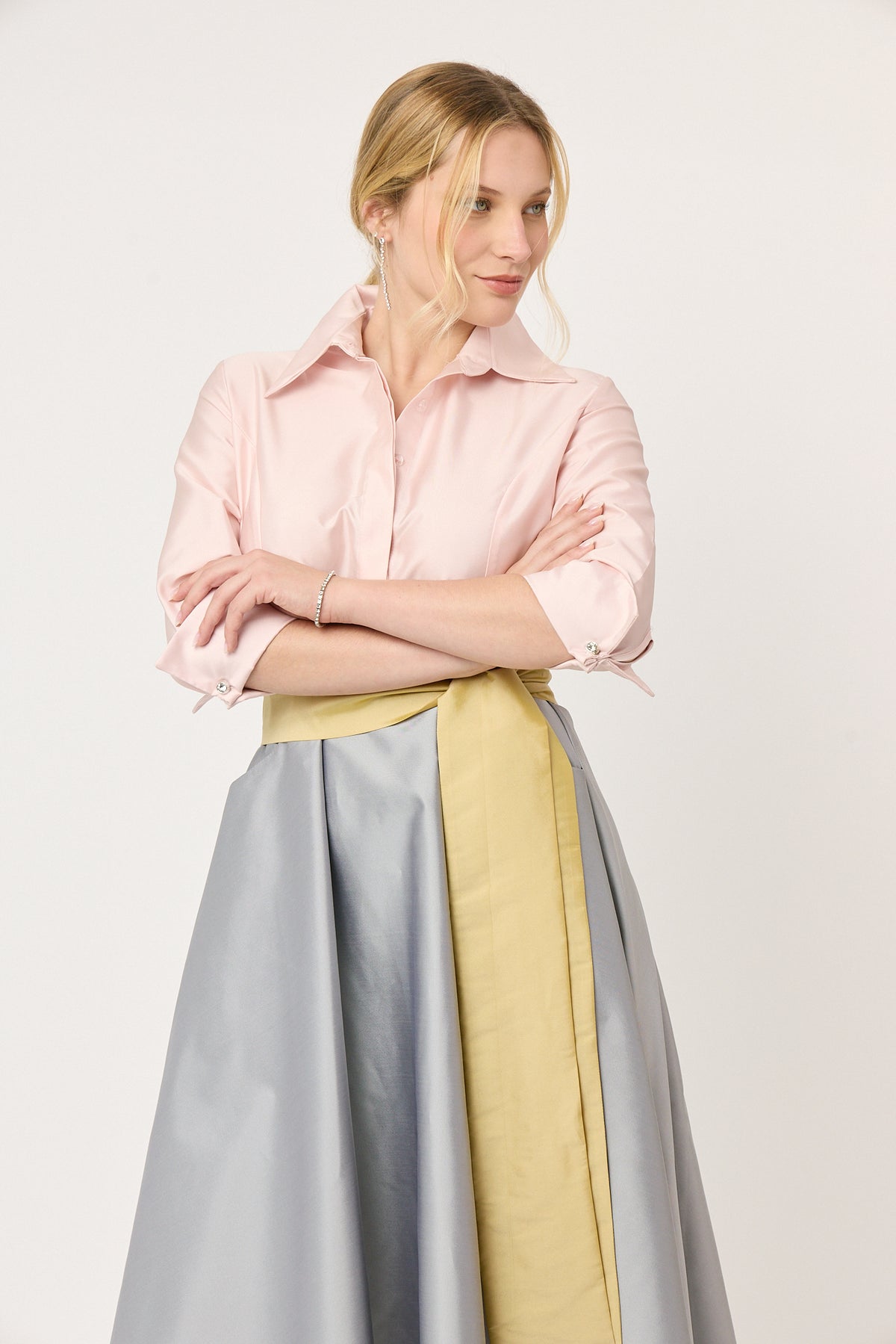 VESTIDO ROSA Y GRIS 