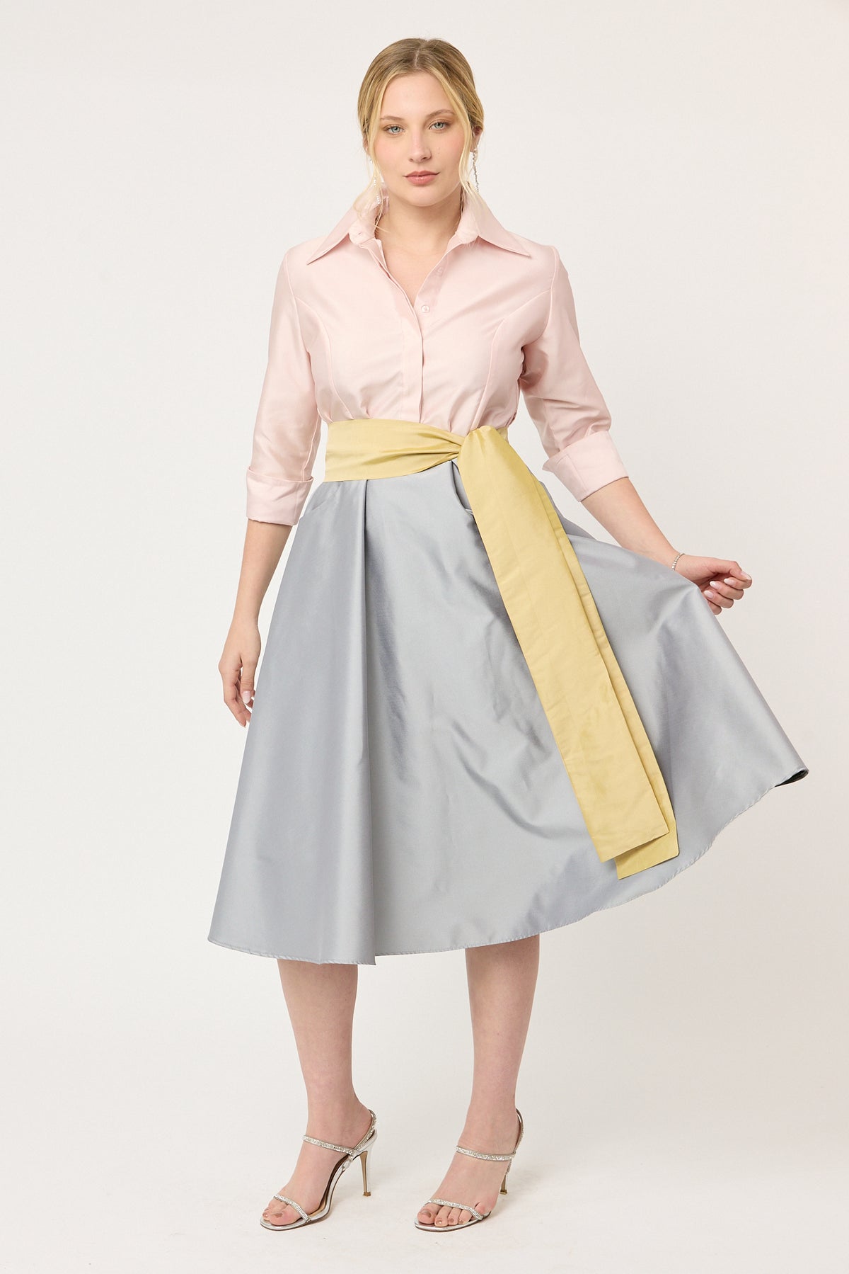 VESTIDO CAMISERO CON FALDA CIRCULAR